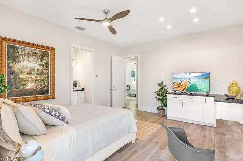 767 110th Ave, Naples FL 34108-1816 exterior