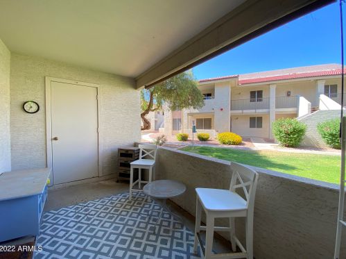 10610 48th St, Phoenix AZ 85044-1740 exterior