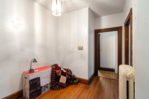 275 Tremont St, Newton MA 02458-2113 exterior