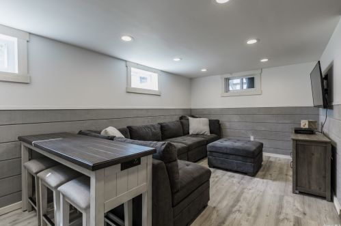 20 Grand Hvn Dr, Commack NY 11725-3126 exterior