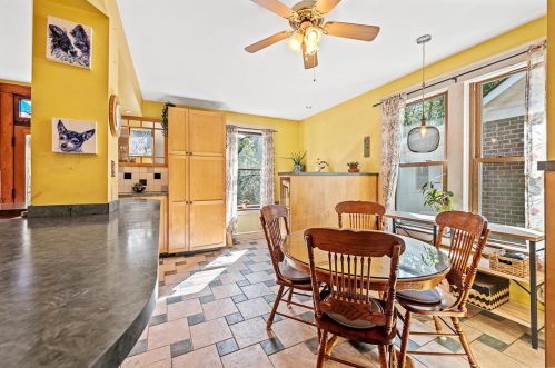 1032 Yale Ave, Saint Louis MO 63117-1823 exterior