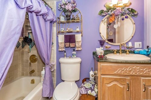 66 Ave, Valley Stream NY 11580-3230 exterior