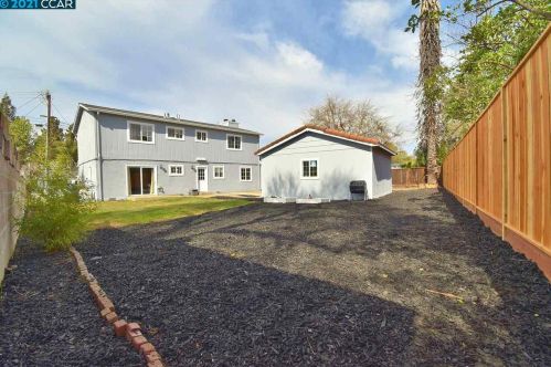 1134 Crowe Pl, Concord CA 94518-1713 exterior