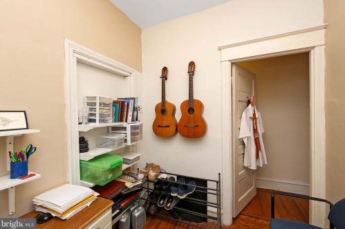 3259 Front St, Philadelphia PA 19140-5805 exterior