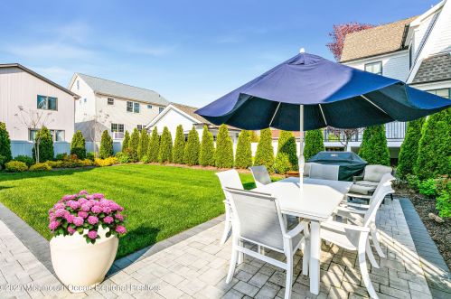 170 Osborne Ave, Point Pleasant Beach NJ  08742-4624 exterior