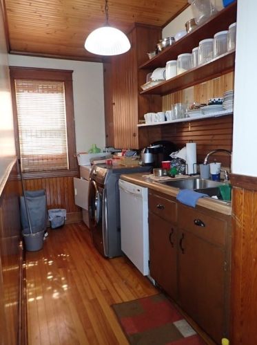 51 Fales St, Worcester MA 01606-2006 exterior