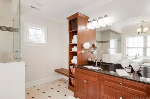 215 Belden Hl Rd, Wilton CT 06897-2916 exterior