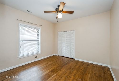 4046 Clarendon Ave, Chicago IL  60613-2300 exterior