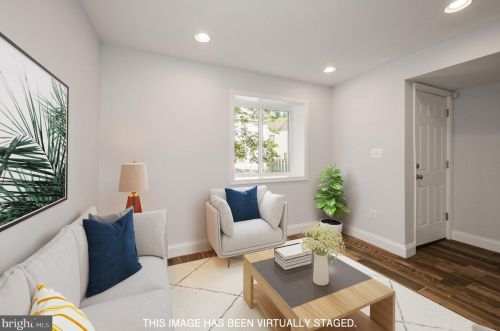 2254 Mt Vw Pl, Washington DC 20020-5219 exterior