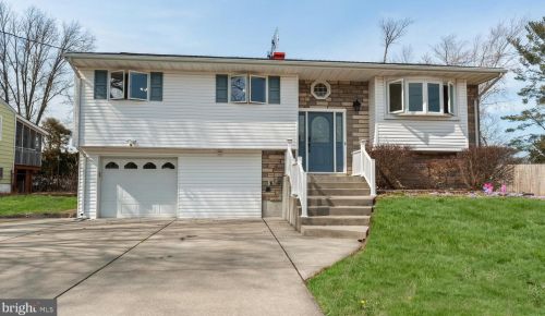 68 Gary Dr, Trenton, NJ 08690-3137