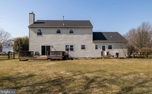 108 Muirfield Dr, Limerick PA 19468-1179 exterior