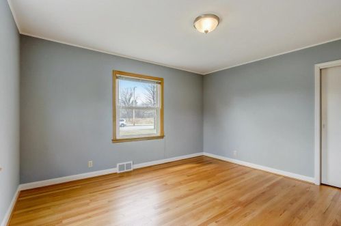 3160 Menomonee Riv Pkwy, Milwaukee WI 53222-3371 exterior