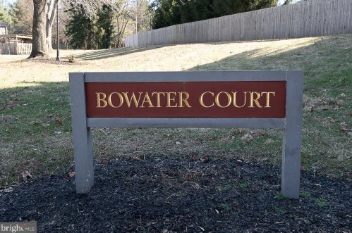 121 Bowater Ct, Media PA exterior