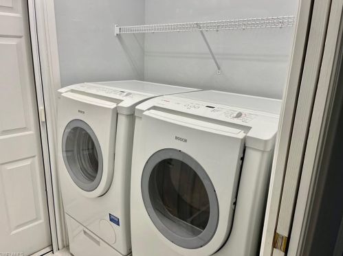 929 Carrick Bend Cir, Naples FL 34110-3609 exterior