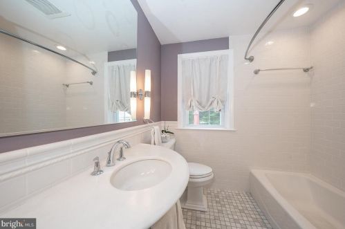 202 Ridgewood Rd, Media PA 19064-3237 exterior