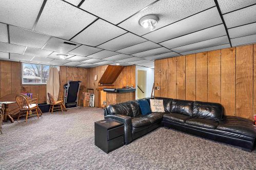 48229 Mallard Dr, New Baltimore MI 48047-2286 exterior