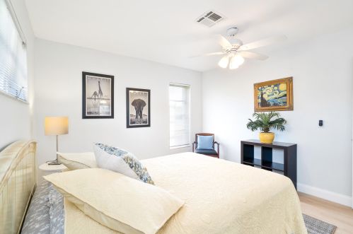 577 24 Ave, Boynton Beach FL 33426-8789 exterior