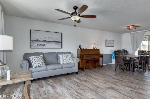 13229 40 St, Phoenix AZ 85018-1601 exterior