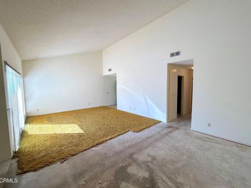 1960 Norma St, Oxnard CA 93036-2709 exterior