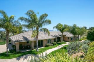 3676 Alta Vista Dr, Fallbrook, CA 92028-9112
