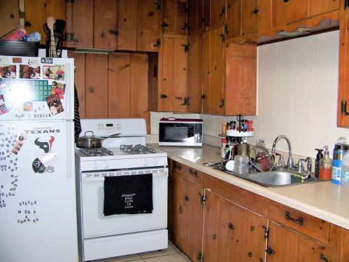 1025 6th St, Hempstead TX  77445-5418 exterior