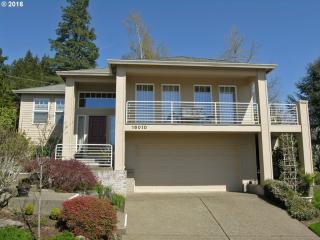 16010 130th Ter, Portland OR  97224-3063 exterior