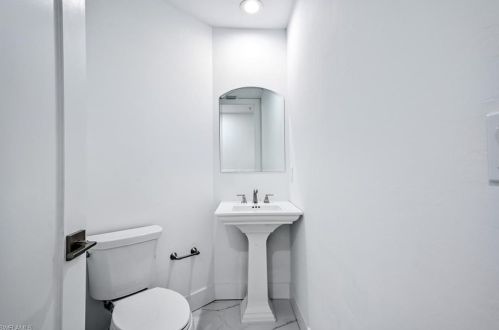 161 Colonade Cir, Naples FL 34103-8720 exterior