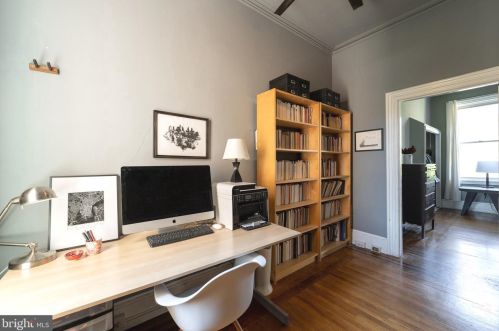 1223 6 St, Philadelphia PA 19120-3101 exterior