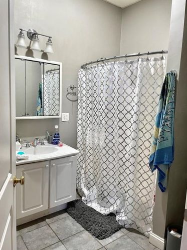 775 Potters Ave, Providence RI  02907-3075 exterior