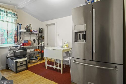 1020 Tyler Ave, Darby PA 19023-1105 exterior