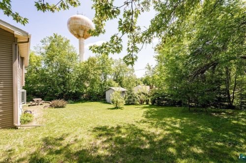 9120 Lawn St, Duluth MN 55810-1545 exterior