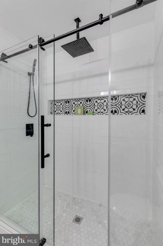 1619 6th St, Philadelphia PA  19122-2910 exterior