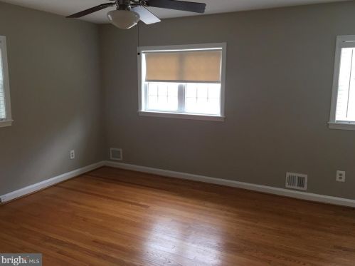 21 Myrtle St, Alexandria VA 22301-2423 exterior