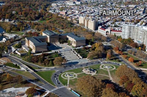 769 24 St, Philadelphia PA 19130-2539 exterior