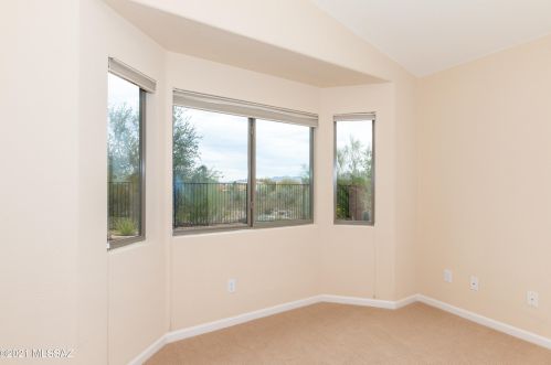 9558 Marsh Wren Pl, Tucson AZ 85742-8455 exterior