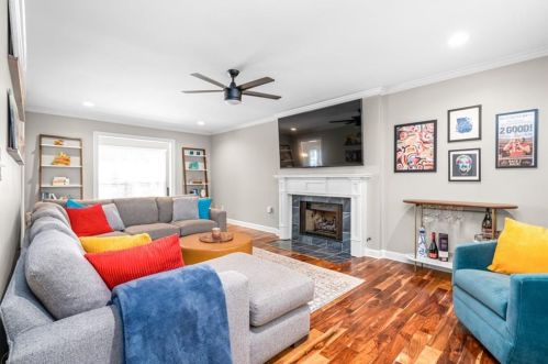 2276 Defoors Fry Rd, Atlanta GA 30318-2324 exterior