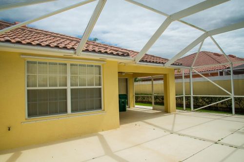 10760 Hartwick Dr, Fort Pierce FL 34987-1923 exterior