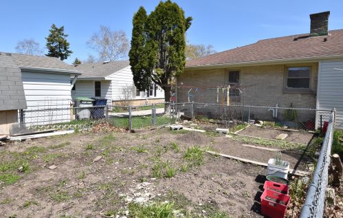 3777 69th St, Milwaukee WI  53220-1812 exterior