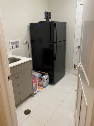 2911 74 Ct, Chicago IL 60707-1252 exterior