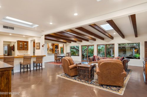 2100 4 St, Tucson AZ 85705-7806 exterior