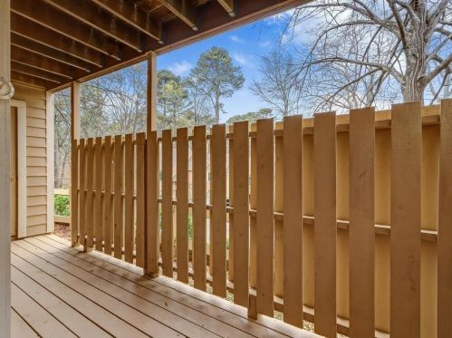 1373 Xing Dr, Atlanta GA 30329-3571 exterior