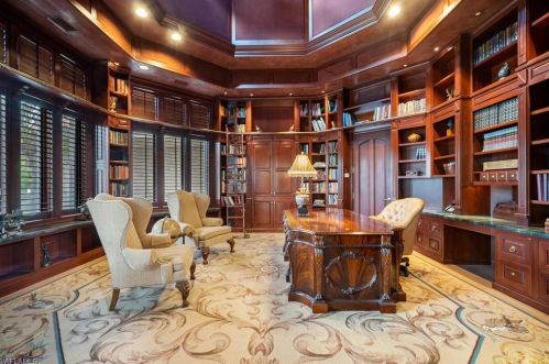 4300 Brynwood Dr, Naples FL 34119-8413 exterior