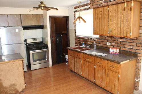 14241 University Ave, Dolton IL 60419-2832 exterior