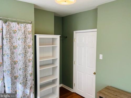 2316 Ellsworth St, Philadelphia PA 19146-2420 exterior