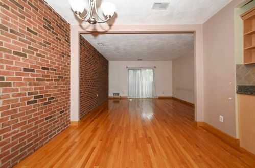 123 Elm St, Quincy MA 02169-5439 exterior