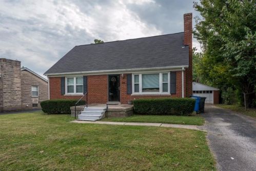 588 Saint Anthony Dr, Lexington, KY 40505-2221