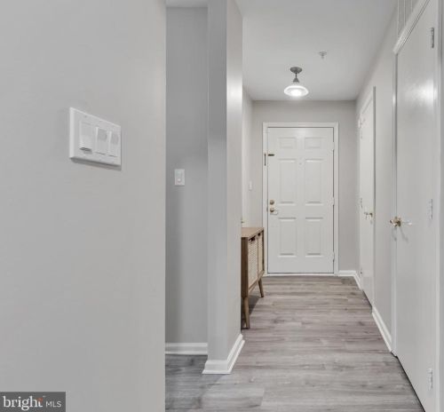 11337 Morning Gate Dr, Rockville MD  20852-3145 exterior