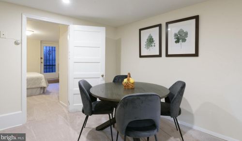 1014 Massachusetts Ave, Washington DC 20005-4646 exterior