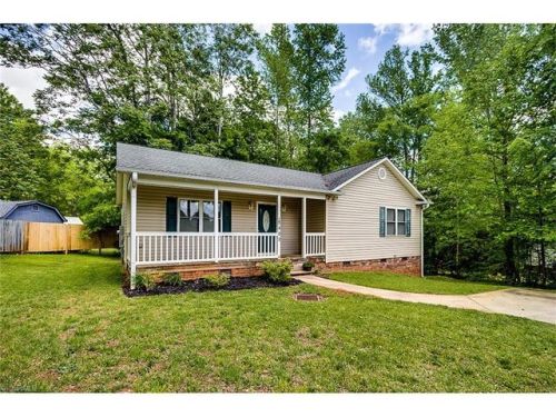 2400 Taylor Ct, Parks Crossroads, NC 27316-9741