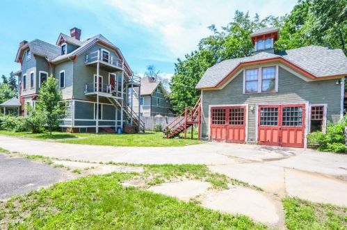 95 Dartmouth St, Springfield MA 01109-3909 exterior